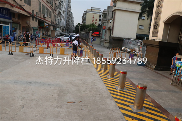 杰特力-學校門口擋車防撞柱